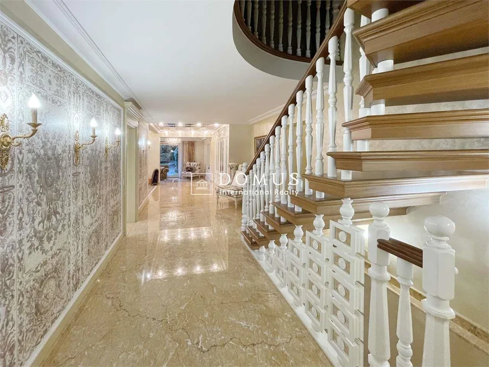 Stupenda Villa di grande lusso – Foto 7 von 13