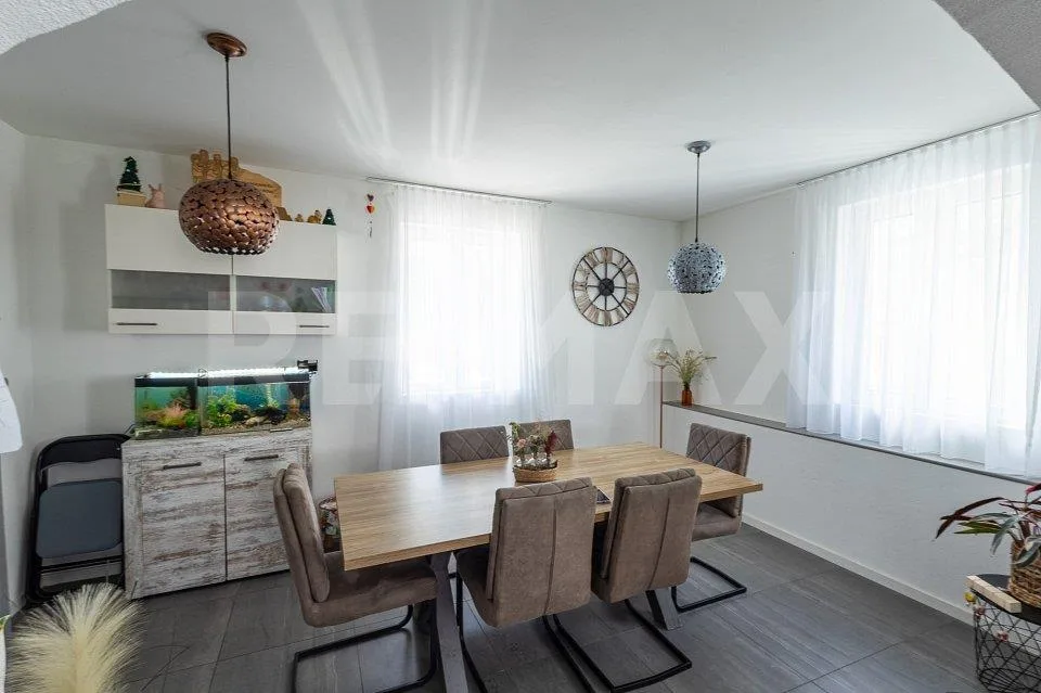 Wohnen mit Perspektive – saniertes Haus mit Maisonettewohnung und z... – Foto 3 von 13