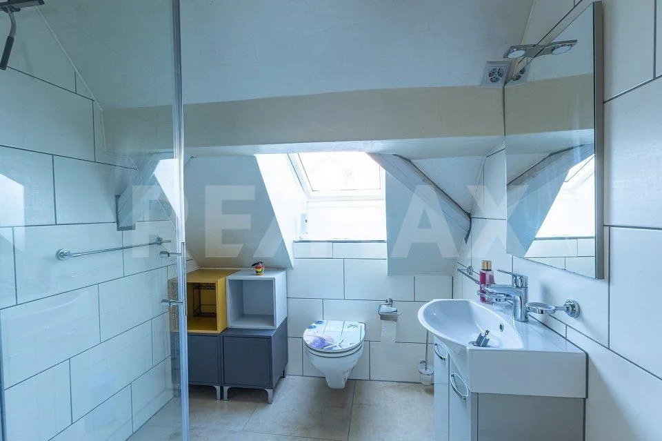 Wohnen mit Perspektive – saniertes Haus mit Maisonettewohnung und z... – Foto 10 von 13