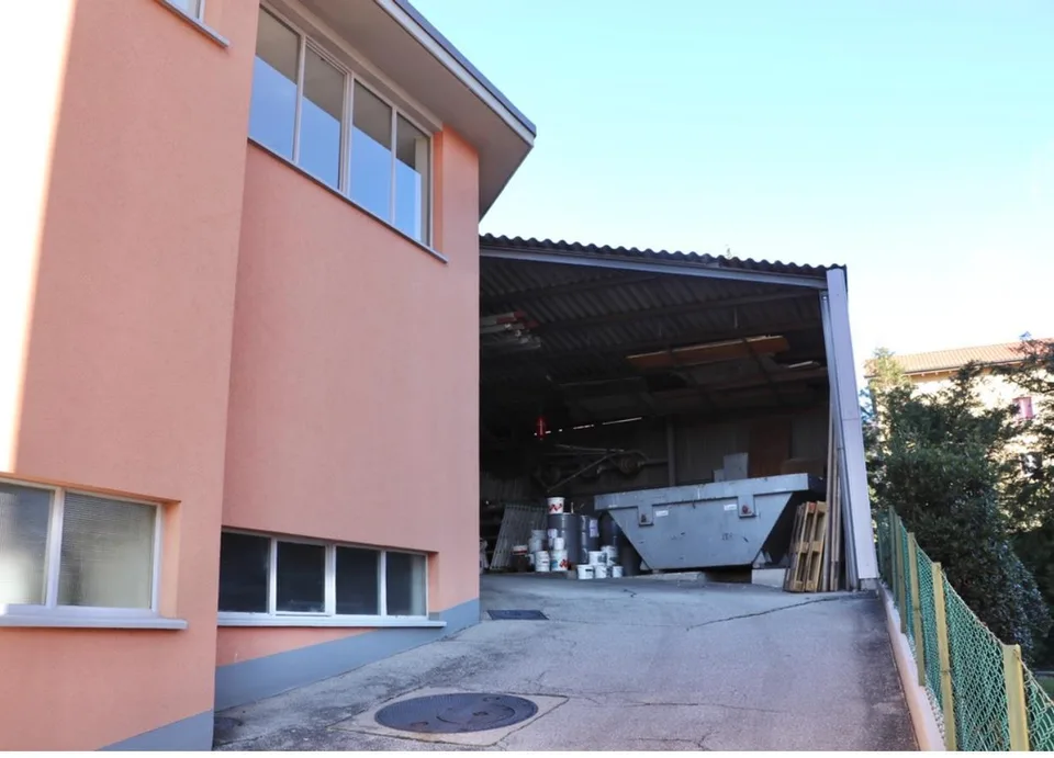 Vendesi Immobile Artigianale/commerciale/amministrativo – photo 11 sur 30
