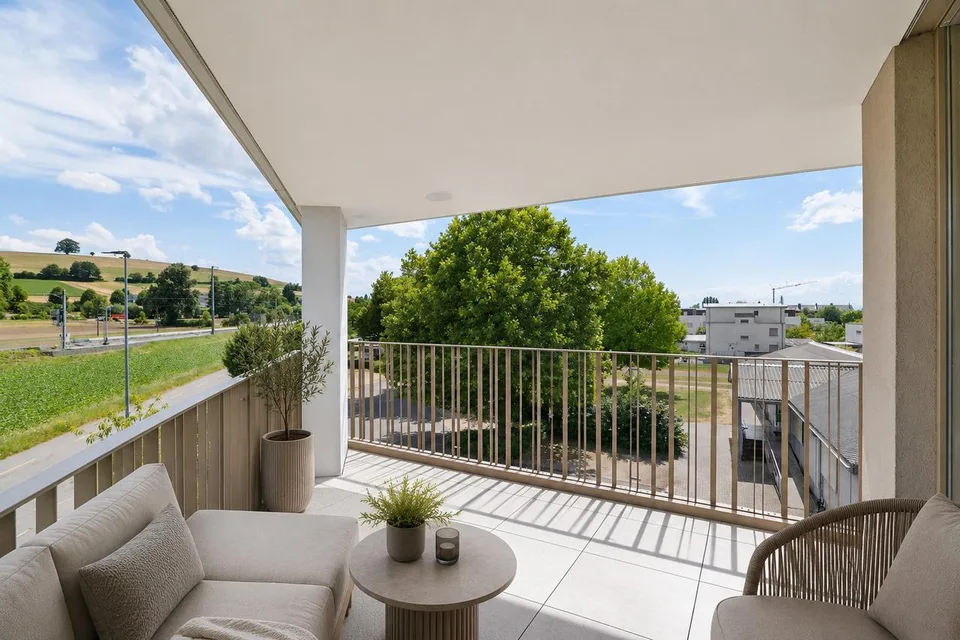 Lake Murten at your doorstep - Exclusive 5.5-room attic apartment – photo 3 of 12