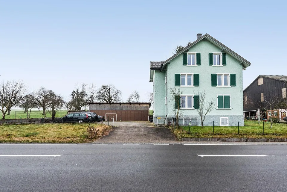 Mehrfamilienhaus mit großem Grundstück und viel Potenzial in Münchw... – photo 11 of 13