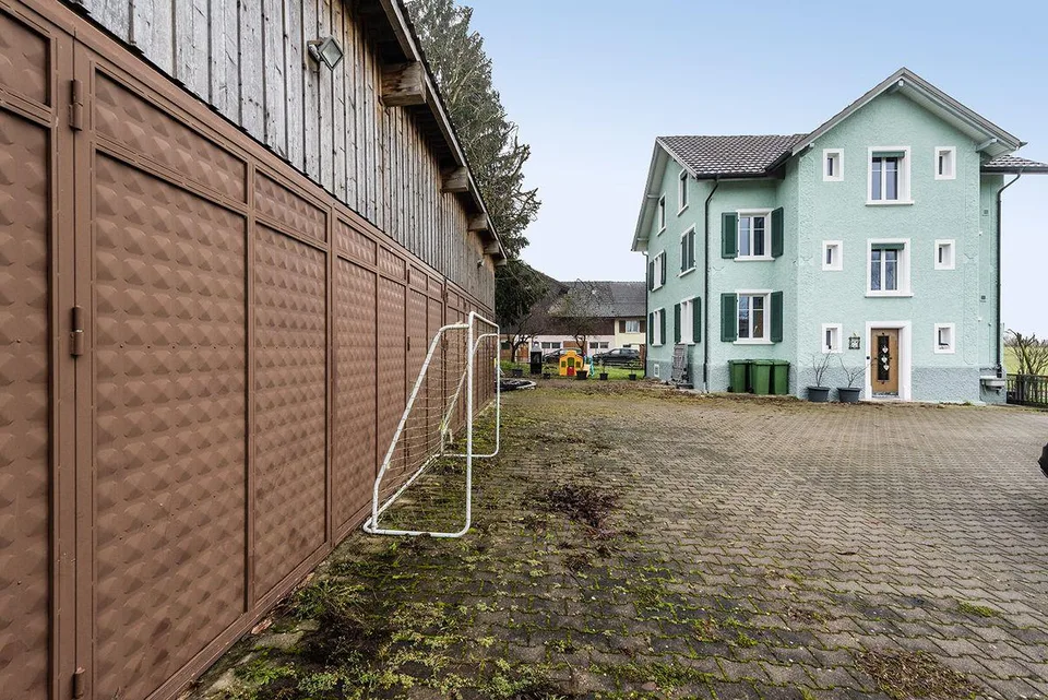 Mehrfamilienhaus mit großem Grundstück und viel Potenzial in Münchw... – photo 12 of 13
