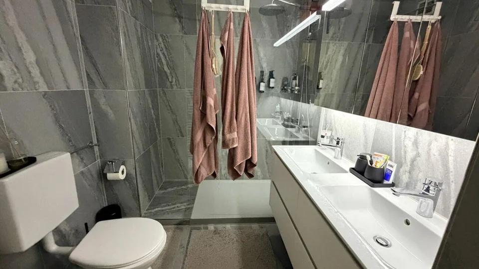 6.5-Zimmer-Familienhaus an sonniger, ruhiger Lage, umfassend renoviert – Foto 10 von 14