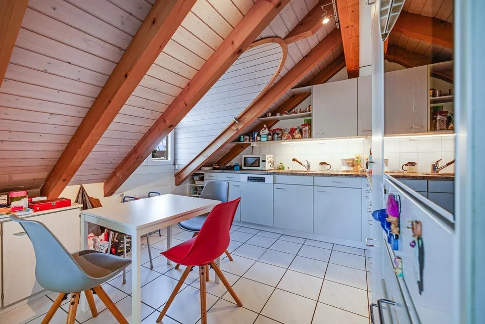 Traumhafte Dachwohnung an ruhiger Lage , Nahe vom Dorfzentrum – foto 23 di 24