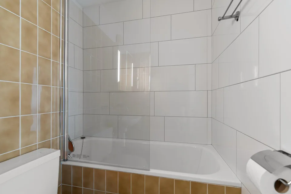 Gepflegte 2.5 Zimmer-Wohnung im Würzenbachquartier – Foto 10 von 12