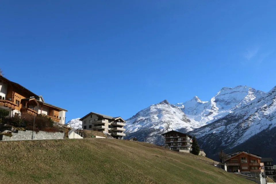 Argento con vista imbattibile sul villaggio e sull'intero panorama montano! – foto 2 di 17