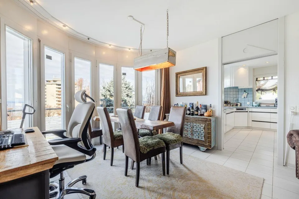 Repräsentative und einmalige Villa an Top-Wohnlage mit attraktiver Seesicht und Einliegerwohnung – Foto 20 von 30
