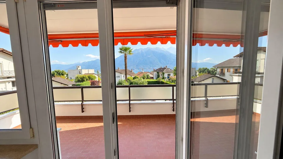 MINUSIO – SPAZIOSO APPARTAMENTO CON GIARDINO PRIVATO, AMPIO BALCONE... – photo 16 sur 23