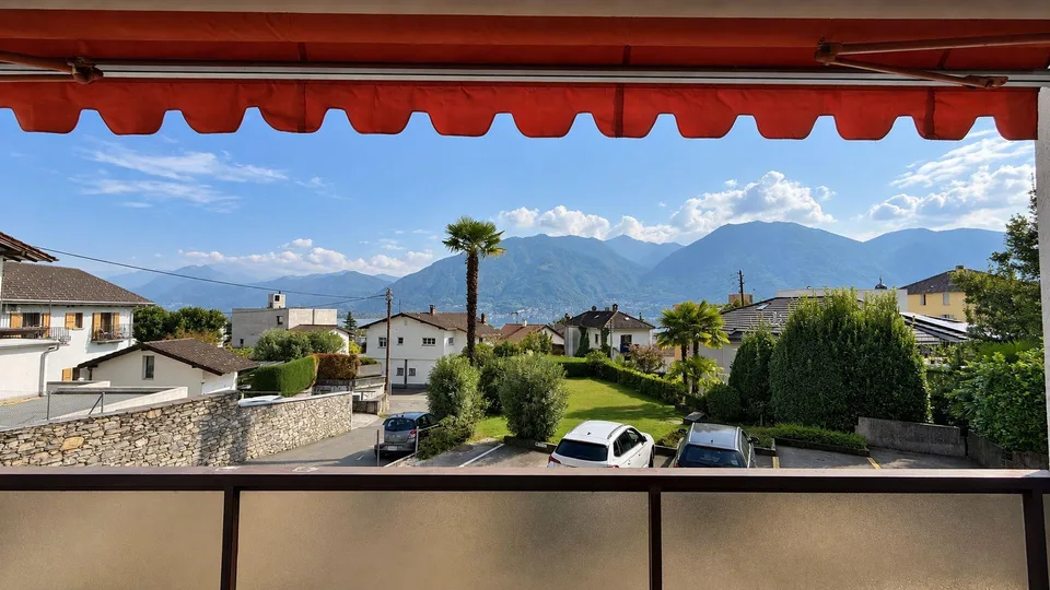 MINUSIO – SPAZIOSO APPARTAMENTO CON GIARDINO PRIVATO, AMPIO BALCONE... – photo 4 sur 23