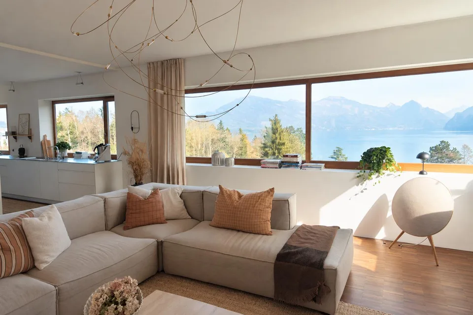 Villa d'architecte moderne avec vue à couper le souffle – photo 3 sur 6