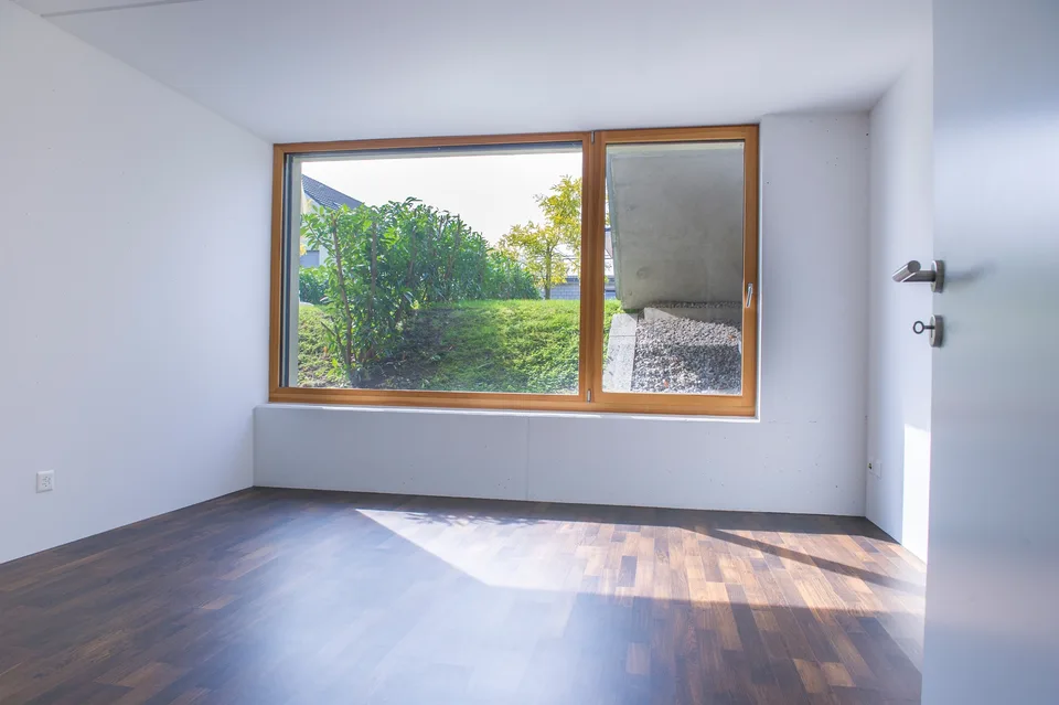 Moderne Maisonettewohnung mit Gartenanteil – Foto 3 von 8