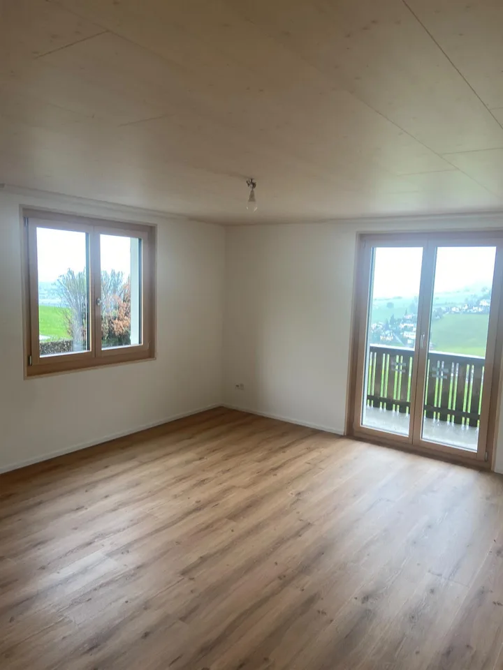 Komplett neu renovierte 4,5-Zimmerwohnung zu vermieten – Foto 4 von 14
