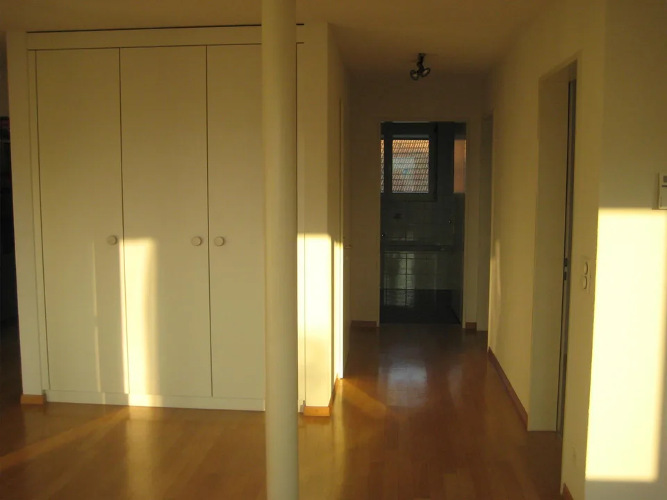 grosszügige 4.5-Zimmer-Wohnung inkl. Garagenbox + Abstellplatz – Foto 6 von 11