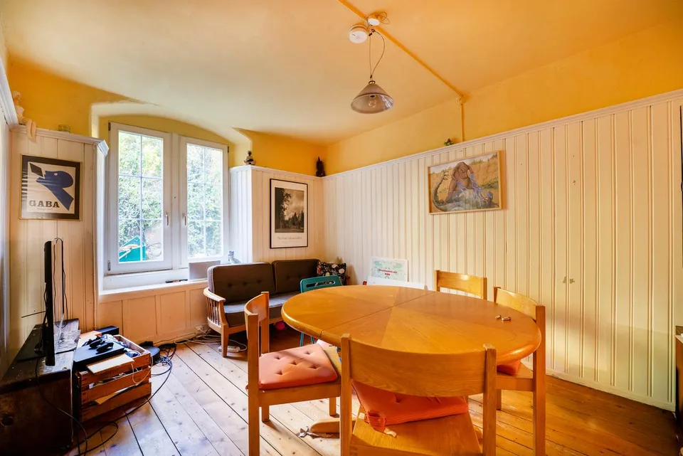 Zentrale Lage. Bestehende Erträge. Entwicklungspotenzial. – photo 8 sur 12