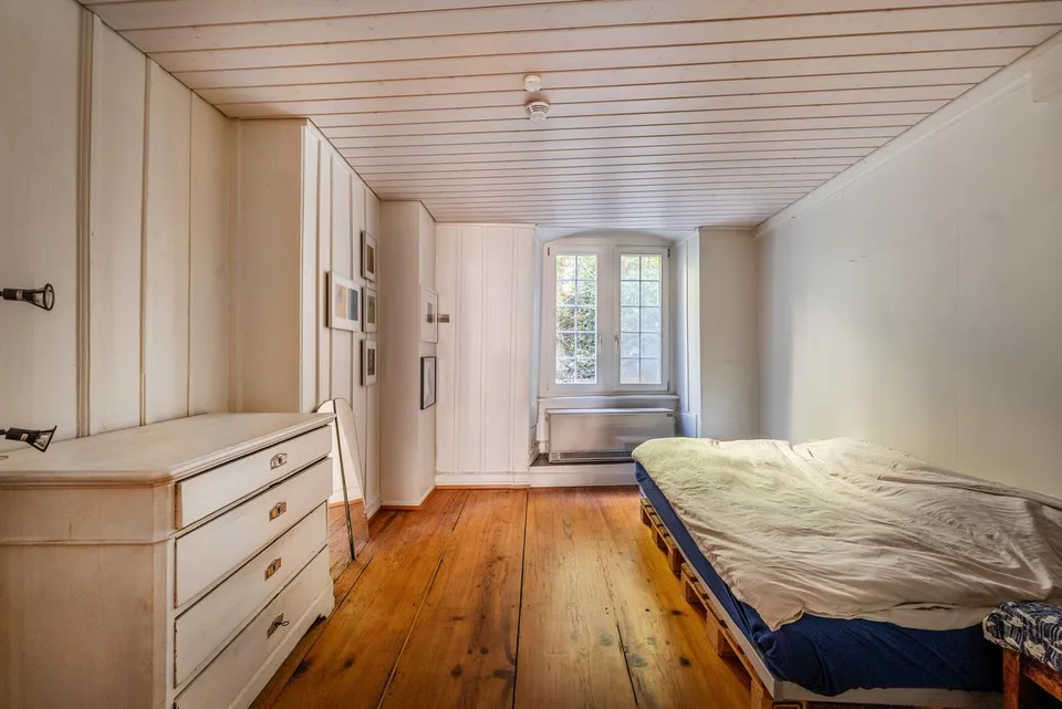 Zentrale Lage. Bestehende Erträge. Entwicklungspotenzial. – photo 7 sur 12