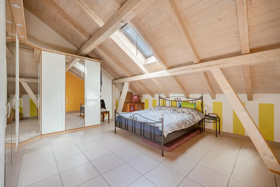 Zweifamilienhaus mit Gewerbelokal in Steffisburg – foto 7 di 19