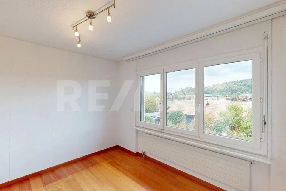 5.5 Zimmer-Einfamilienhaus am Bauzonenrand – Foto 10 von 13