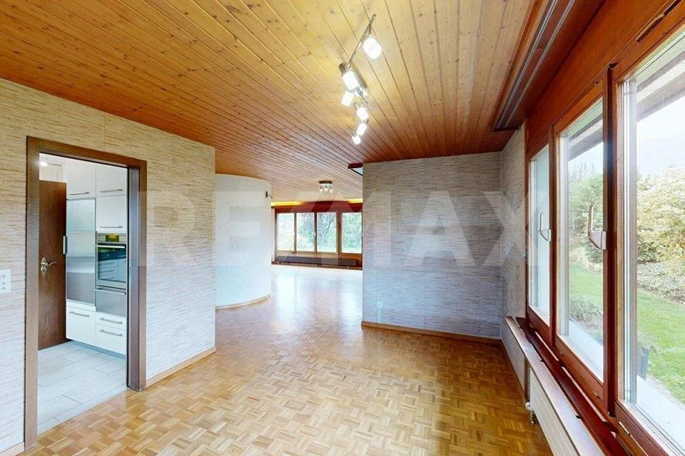 5.5 Zimmer-Einfamilienhaus am Bauzonenrand – Foto 5 von 13