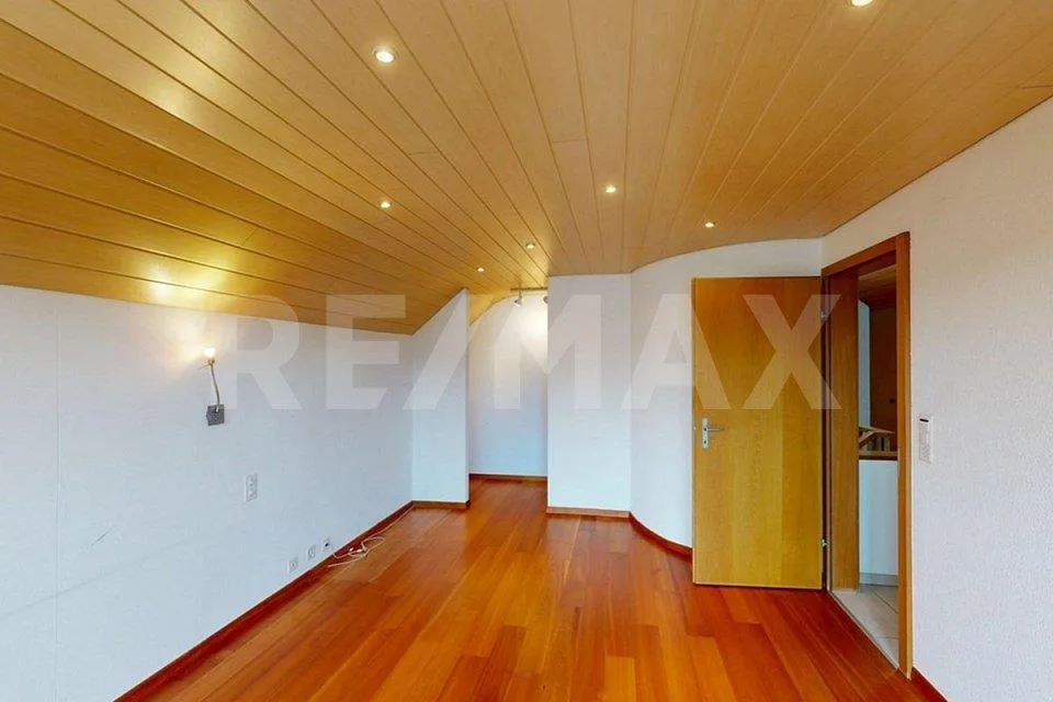 5.5 Zimmer-Einfamilienhaus am Bauzonenrand – Foto 9 von 13