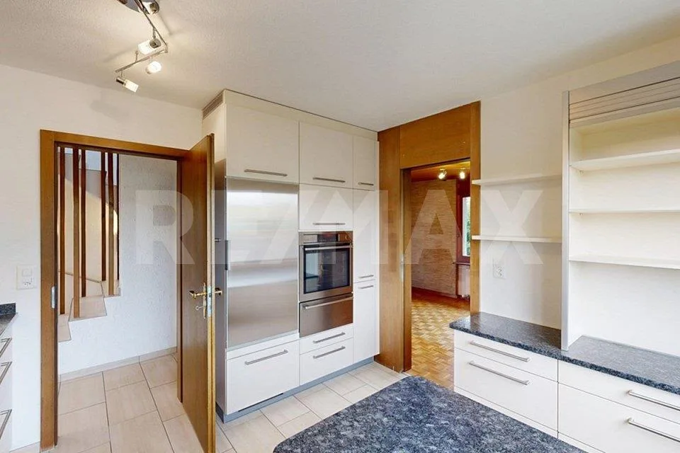 5.5 Zimmer-Einfamilienhaus am Bauzonenrand – Foto 6 von 13