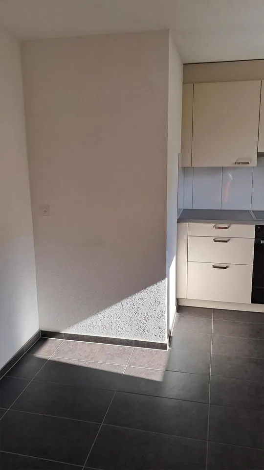 grosszügige, günstige Wohnung – Foto 3 von 17