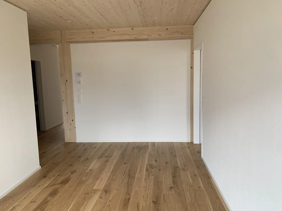 Helle 4.5-Zimmerwohnung an zentraler Lage wenige Schritte zum Bahnhof – Foto 7 von 27
