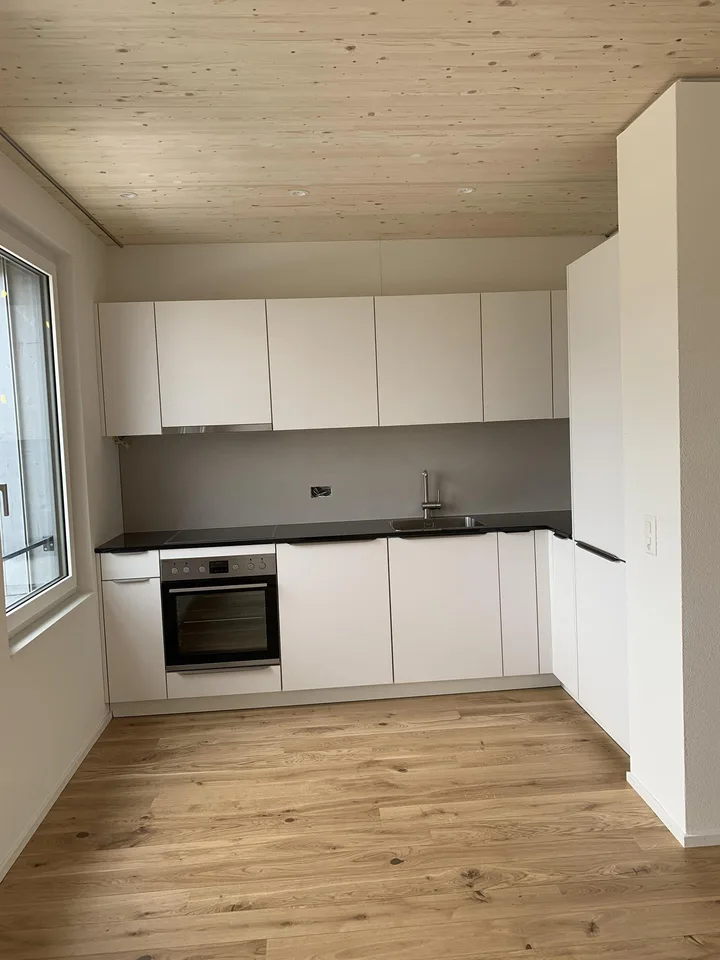 Helle 4.5-Zimmerwohnung an zentraler Lage wenige Schritte zum Bahnhof – Foto 2 von 27