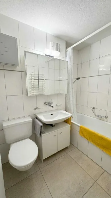 2-Zimmer Hideaway im Zentrum – Foto 8 von 12