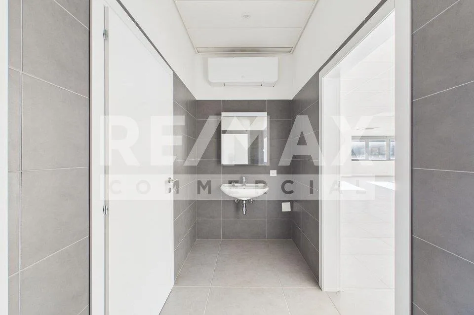 Elegante immobile commerciale con spazio per uffici – Foto 5 von 13