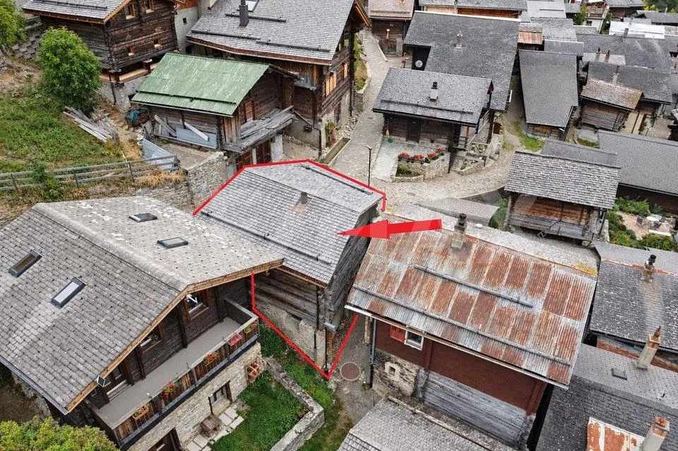Grange traditionnelle à Albinen – Projet de conversion approuvé avec option de résidence secondaire – photo 4 sur 9