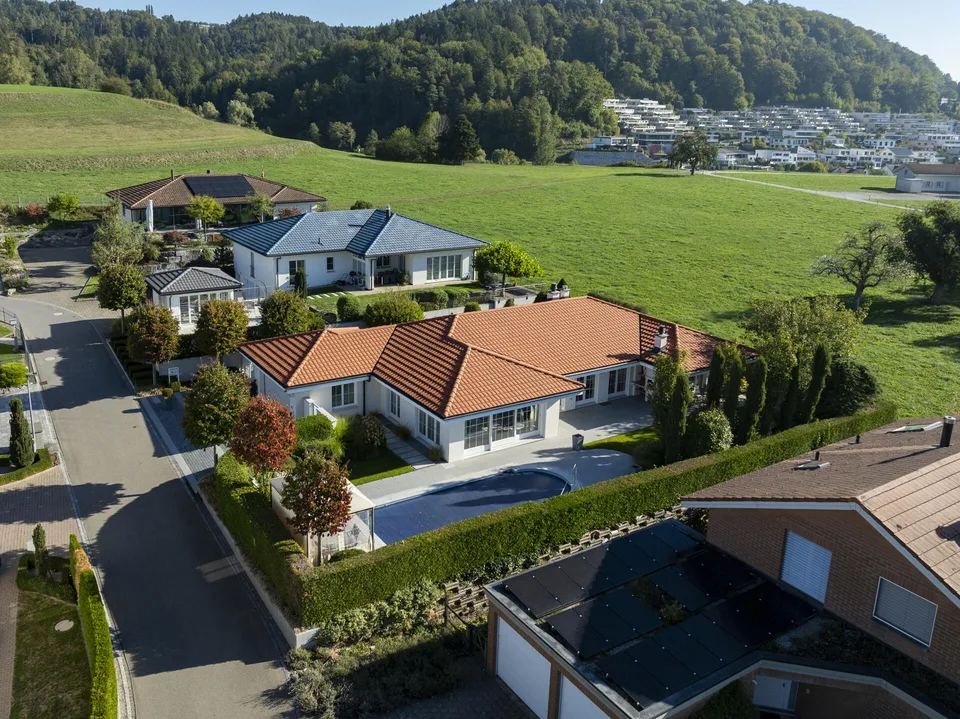 Bungalow mit gehobenem Charakter - ein Traum auf einer Ebene – Foto 2 von 15
