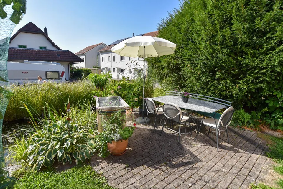 Freistehendes Einfamilienhaus mit gepflegtem Garten an optimaler Lage – Foto 6 von 15