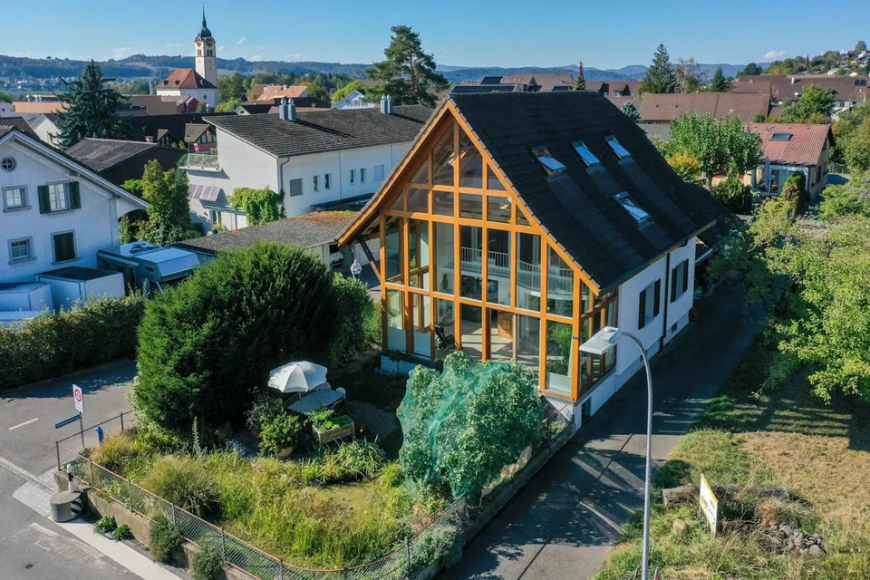 Freistehendes Einfamilienhaus mit gepflegtem Garten an optimaler Lage – Foto 15 von 15