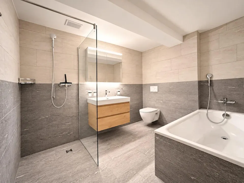 Appartamento 3.5 stanze appena ristrutturato in affitto a Hinteregg – foto 3 di 8