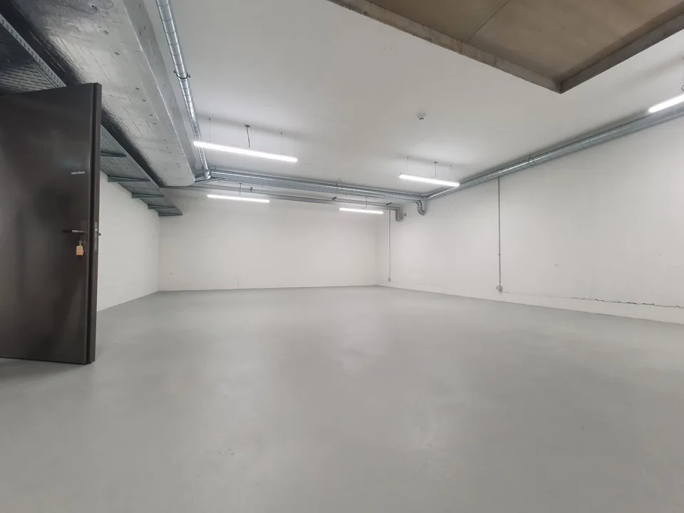 Deux locaux de stockage à louer dans le centre de Zollikofen – photo 2 sur 3