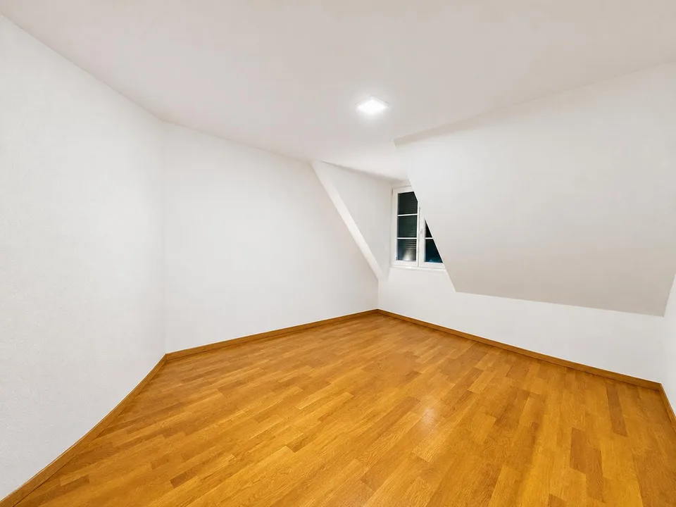 Grosszügige und moderne 4.5-Z'Wohnung – foto 3 di 7