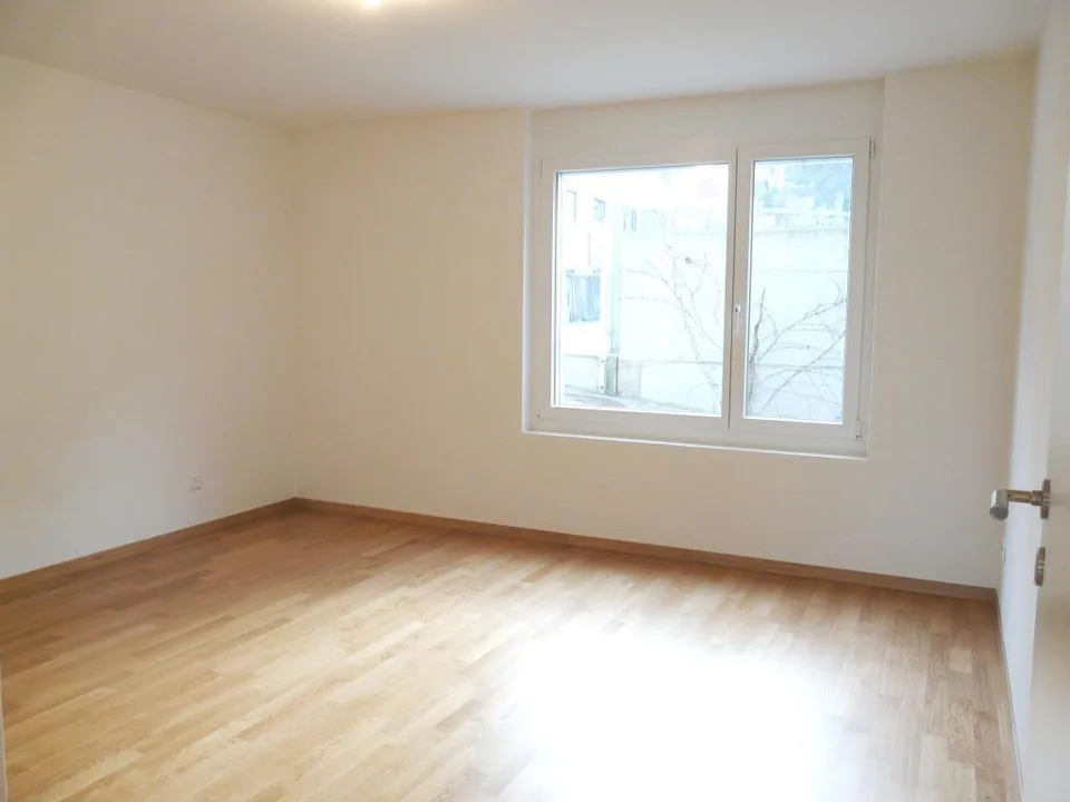 Moderne 3.5-Z'Wohnung mit Loggia – Foto 5 von 9