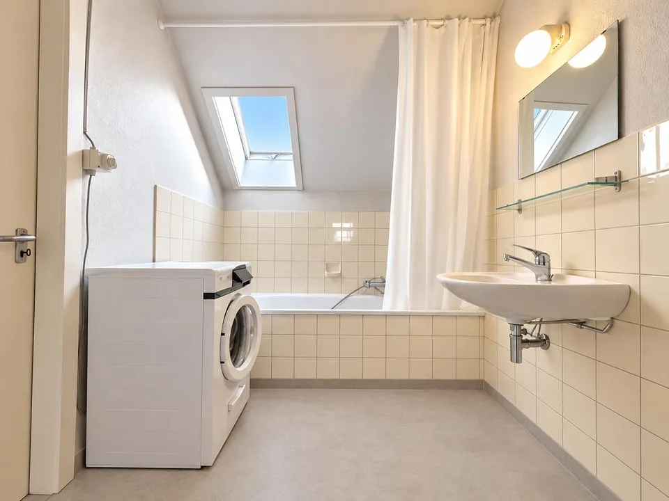 3-Zimmer-Wohnung im Osten - Nähe Spitäler – Foto 3 von 8