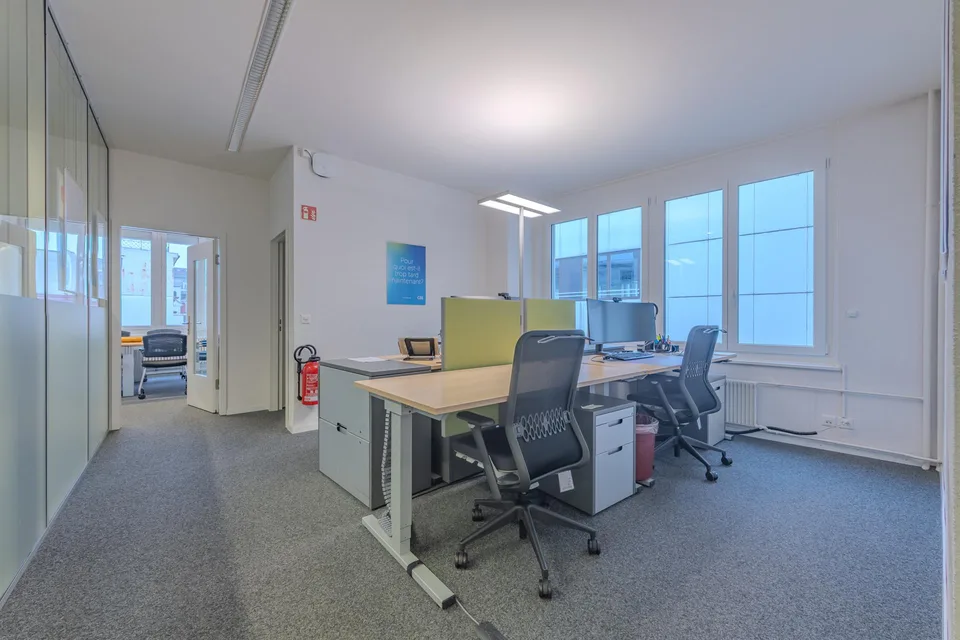 Moderne Büroräumlichkeiten im Herzen von Biel! – foto 5 di 9