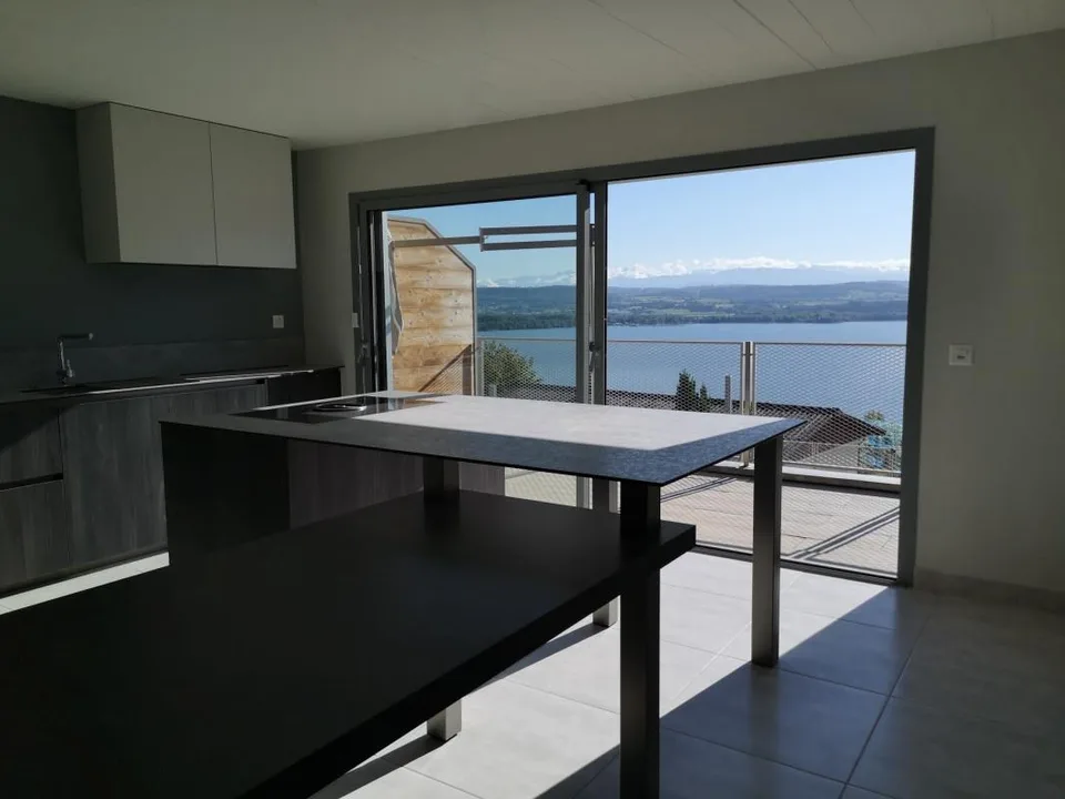 Magnifique duplex de standing avec vue imprenable sur le lac de Morat – Foto 2 von 13