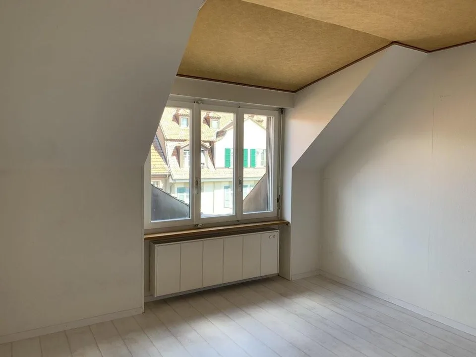 Zentral und lebendig: 2-Zimmer-Wohnung im Breitenrainquartier – Foto 7 von 10