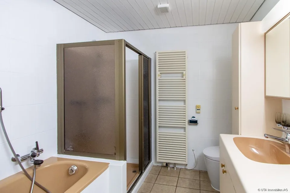 Einfamilienhaus mit zwei Wohnungen, Scheune und vielseitigen Nutzungsm – Foto 13 von 23