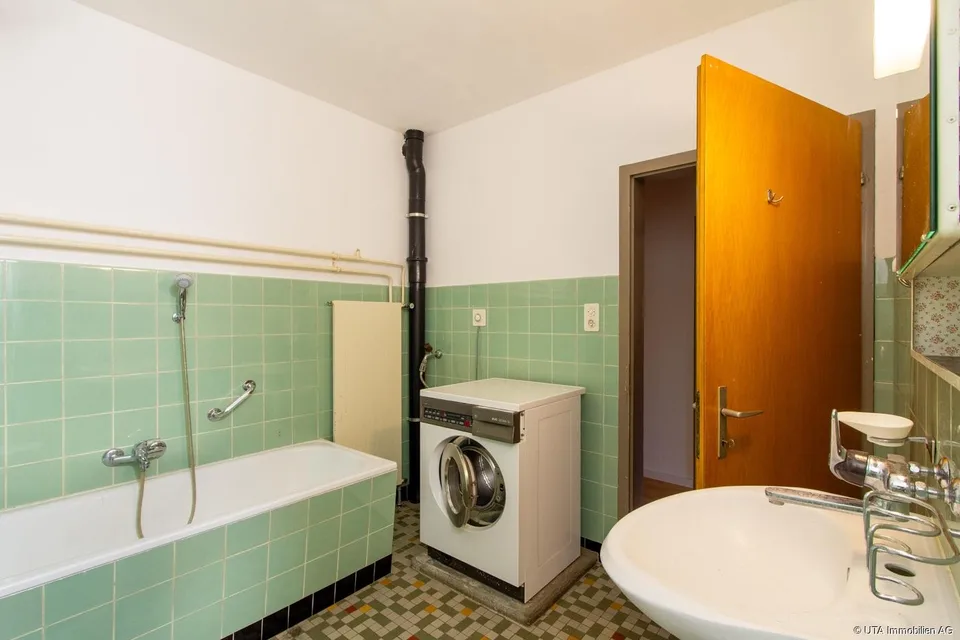 Einfamilienhaus mit zwei Wohnungen, Scheune und vielseitigen Nutzungsm – Foto 16 von 23