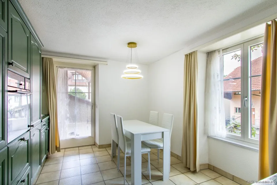 Einfamilienhaus mit zwei Wohnungen, Scheune und vielseitigen Nutzungsm – Foto 3 von 23