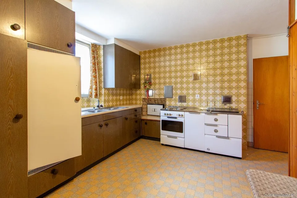Einfamilienhaus mit zwei Wohnungen, Scheune und vielseitigen Nutzungsm – Foto 14 von 23