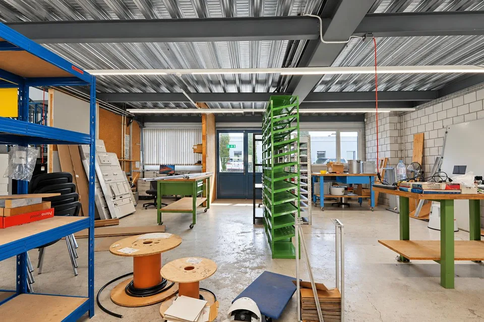 Vielseitige Industrie- und Gewerbeliegenschaft An attraktivem Standort – Foto 6 von 24