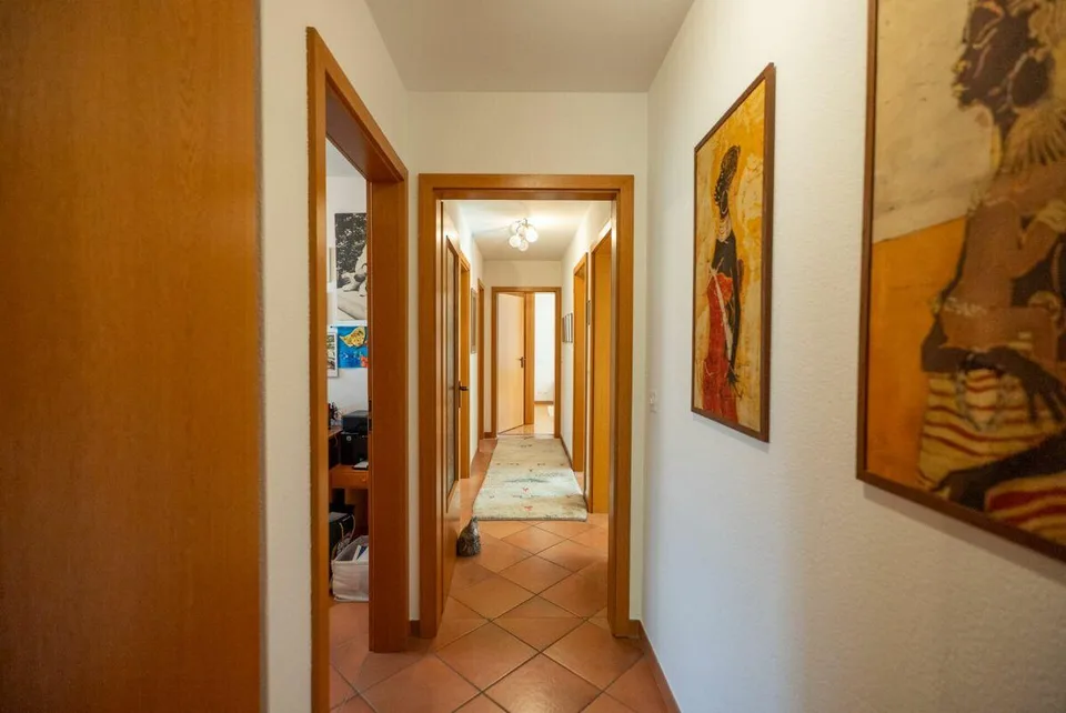 Wir verkaufen ein Einfamilienhaus in Cevio in ruhiger Lage – Foto 11 von 20