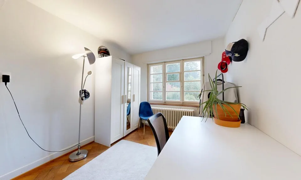 Attraktives 5-Zimmer Doppeleinfamilienhaus mit pflegeleichtem Garten – Foto 9 von 11