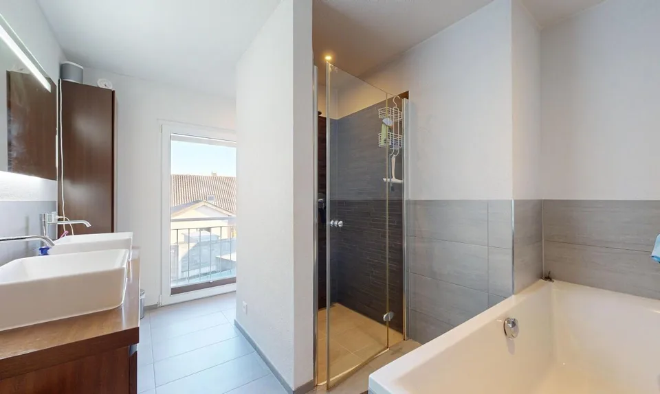 Oasi privata: esclusiva casa unifamiliare di 6,5 locali con piscina – foto 9 di 11